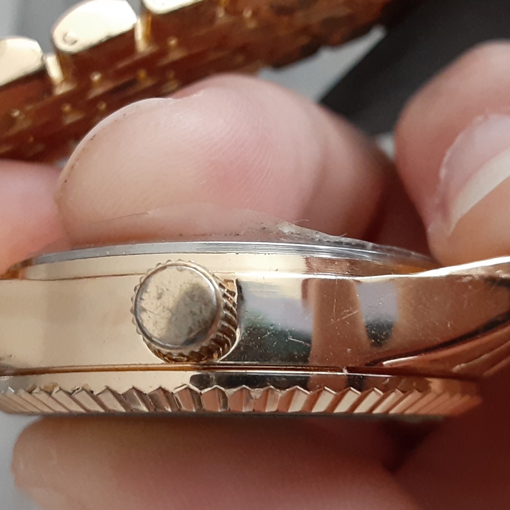 New York & Company Watch - Picture 6 of 6